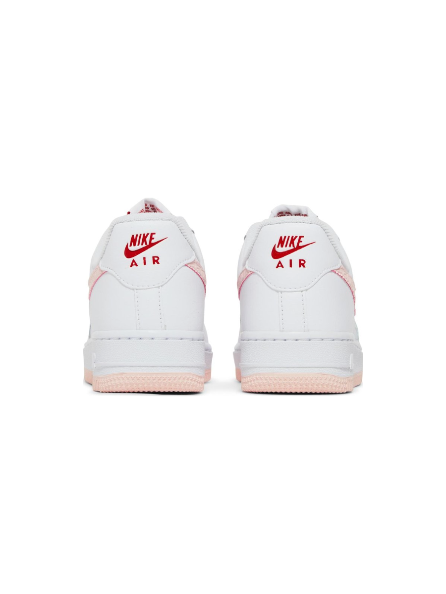 Картинка Кроссовки женские летние Nike Air Force 1 Low Valentine White